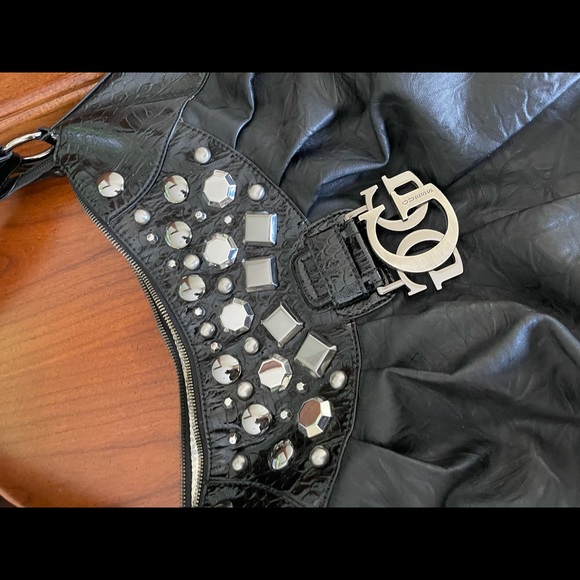 Guess Purse - Picture 2 of 5